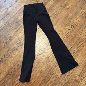 Aritzia tna flare leggings